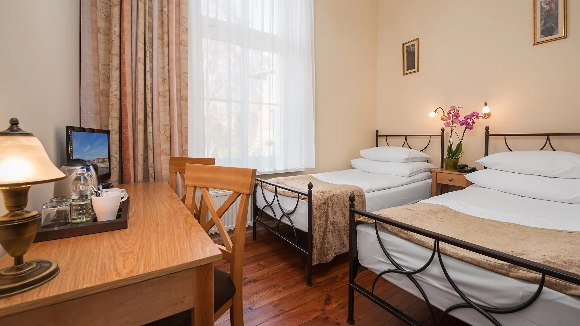 Villa Sedan - Destigo Hotels ソポト